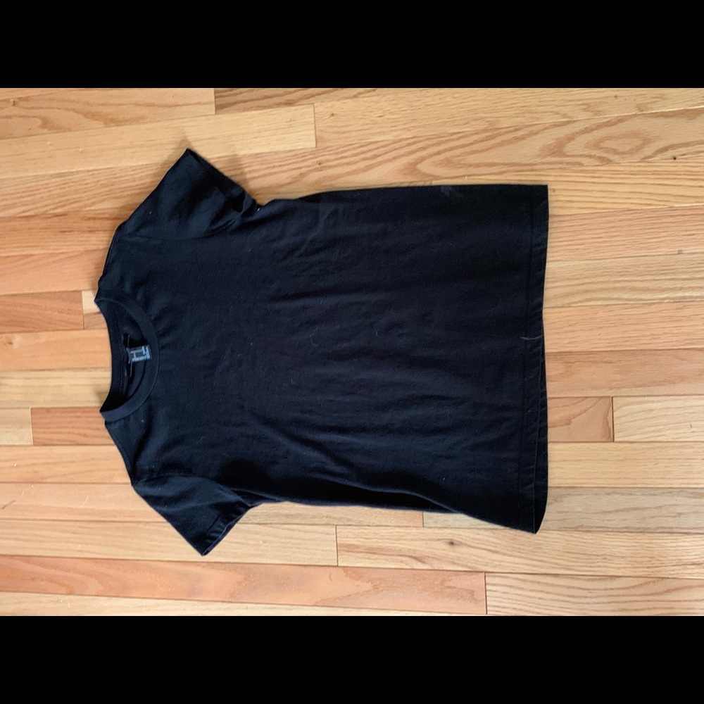 Black shirt - Picture 1 of 1